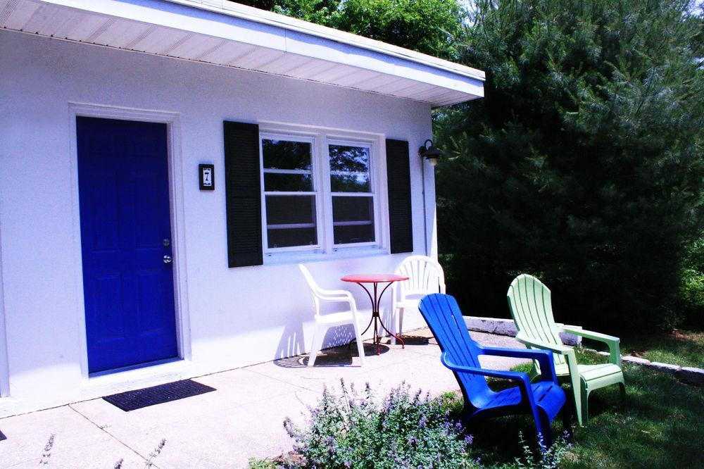 The Easterner Motel Southampton Exterior photo