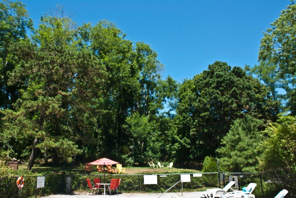 The Easterner Motel Southampton Exterior photo